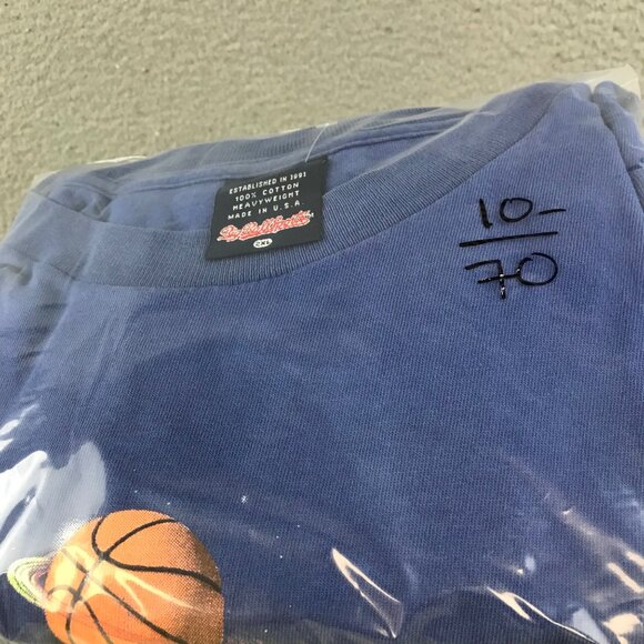 Vintage Universal Studios "Basketball Is Life" Blue Graphic T-Shirt 2XL - Picture 13 of 13